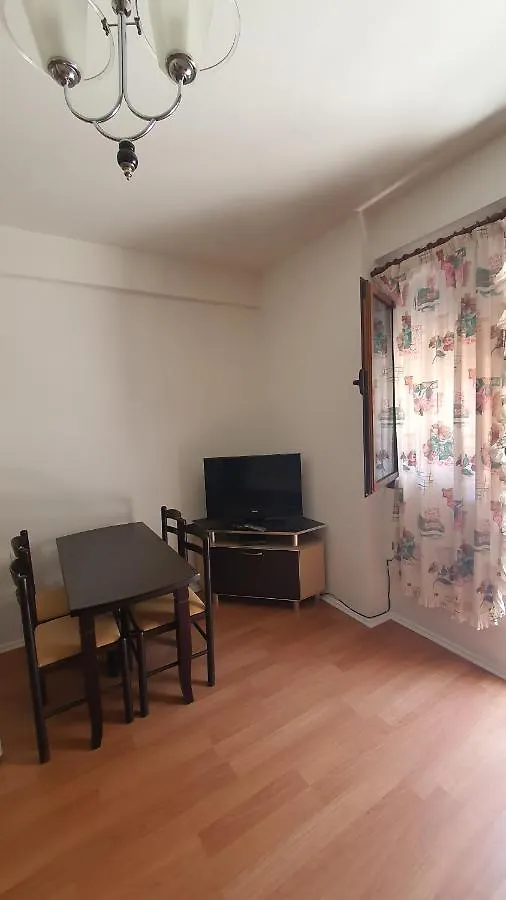 Klindi Apartaments Pogradec 0*,